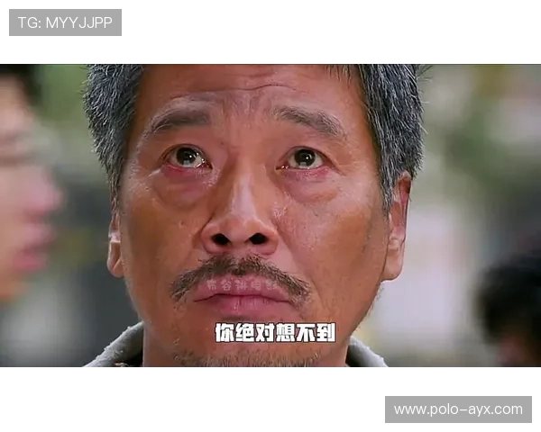 少林足球星爷住天台搞笑生活片段引发观众热议幽默风格成亮点 少林足球星爷住天台搞笑生活片段引发观众热议幽默风格成亮点